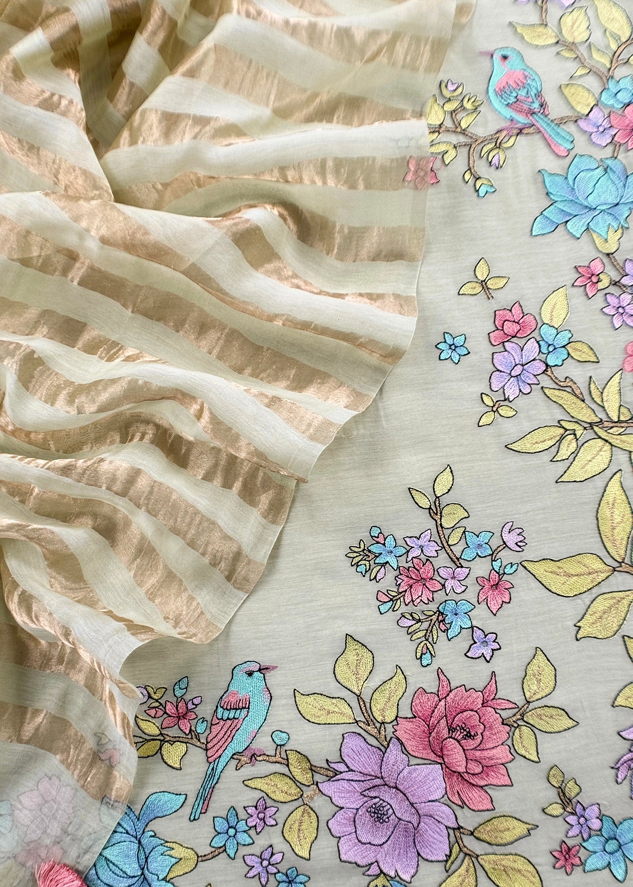 Mul cotton suit gifting for women

