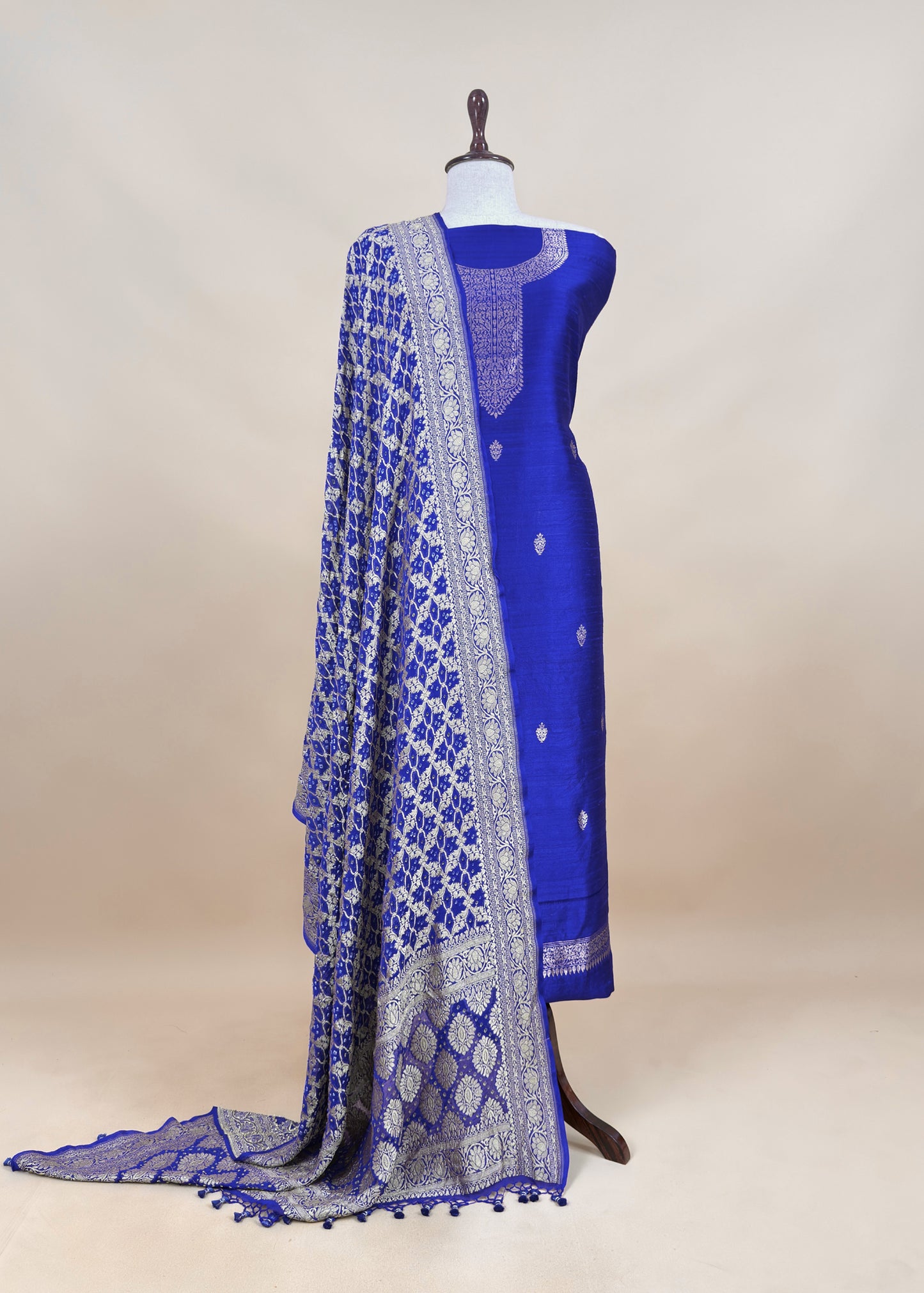 Mohini Blue Handloom Varanasi Raw Silk Kurta And Khaddi Georgette Gharchola Dupatta With Kadwa Weaving