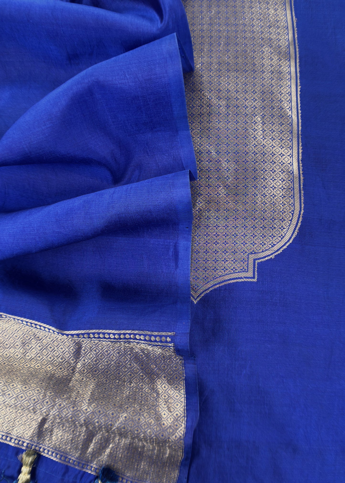 Sapphire Blue Handloom Katan Silk Suit Fabric With Kadwa Weaving