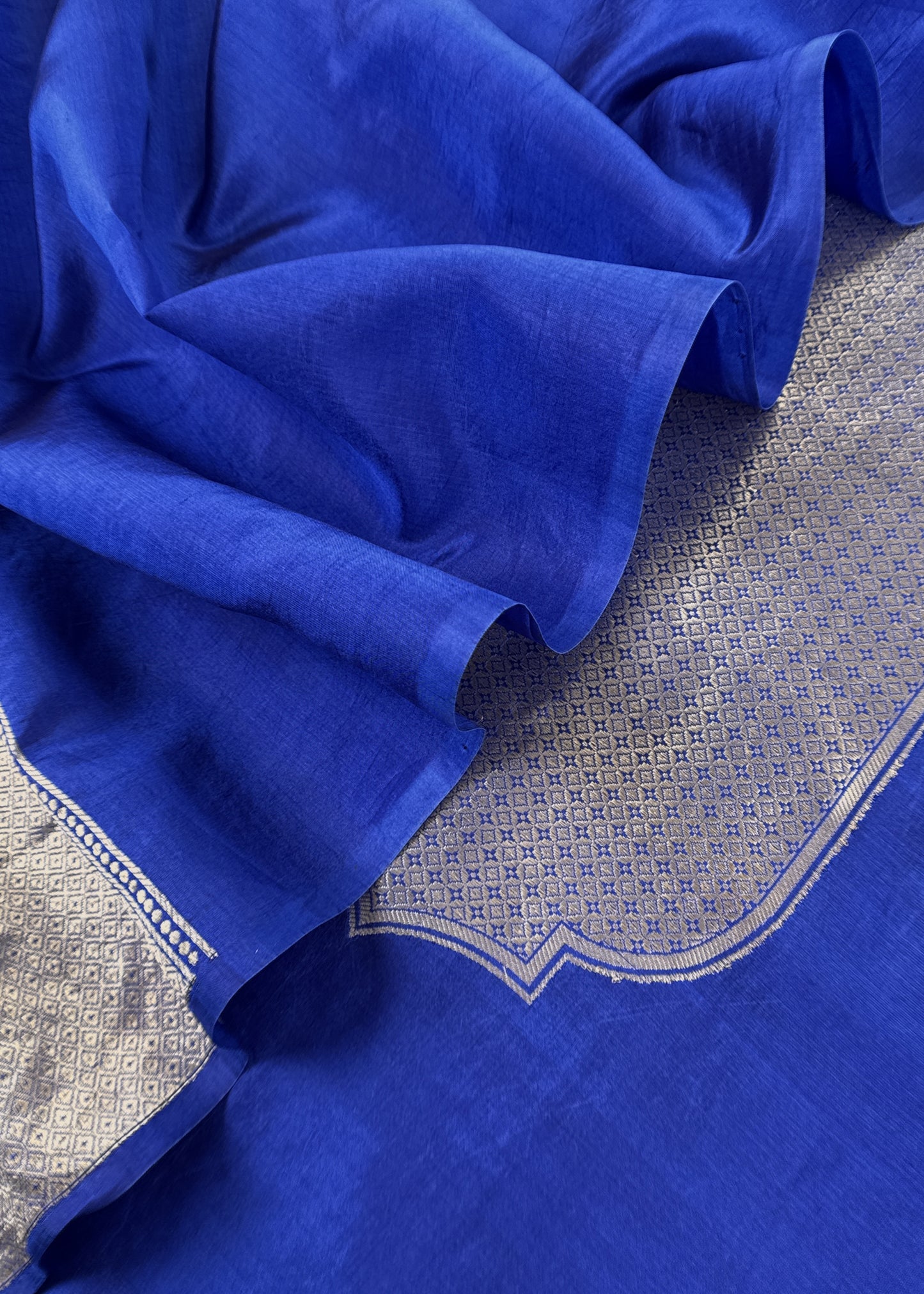 Sapphire Blue Handloom Katan Silk Suit Fabric With Kadwa Weaving