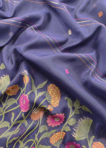 jamdani weaved suit for gifting mom

