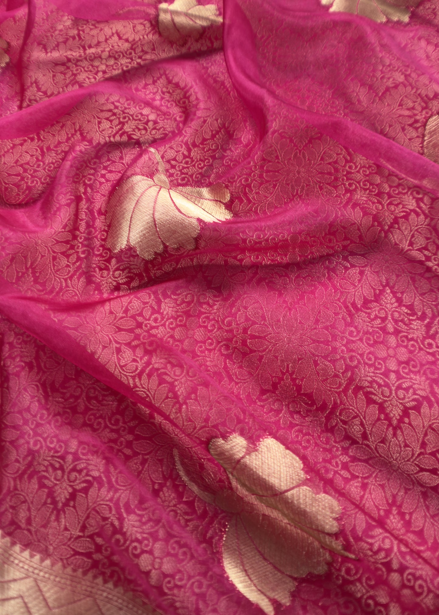 Redish Pink Brocade Kurta With Organza Dupatta