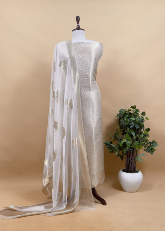 Off White Brocade Kurta With Organza Dupatta