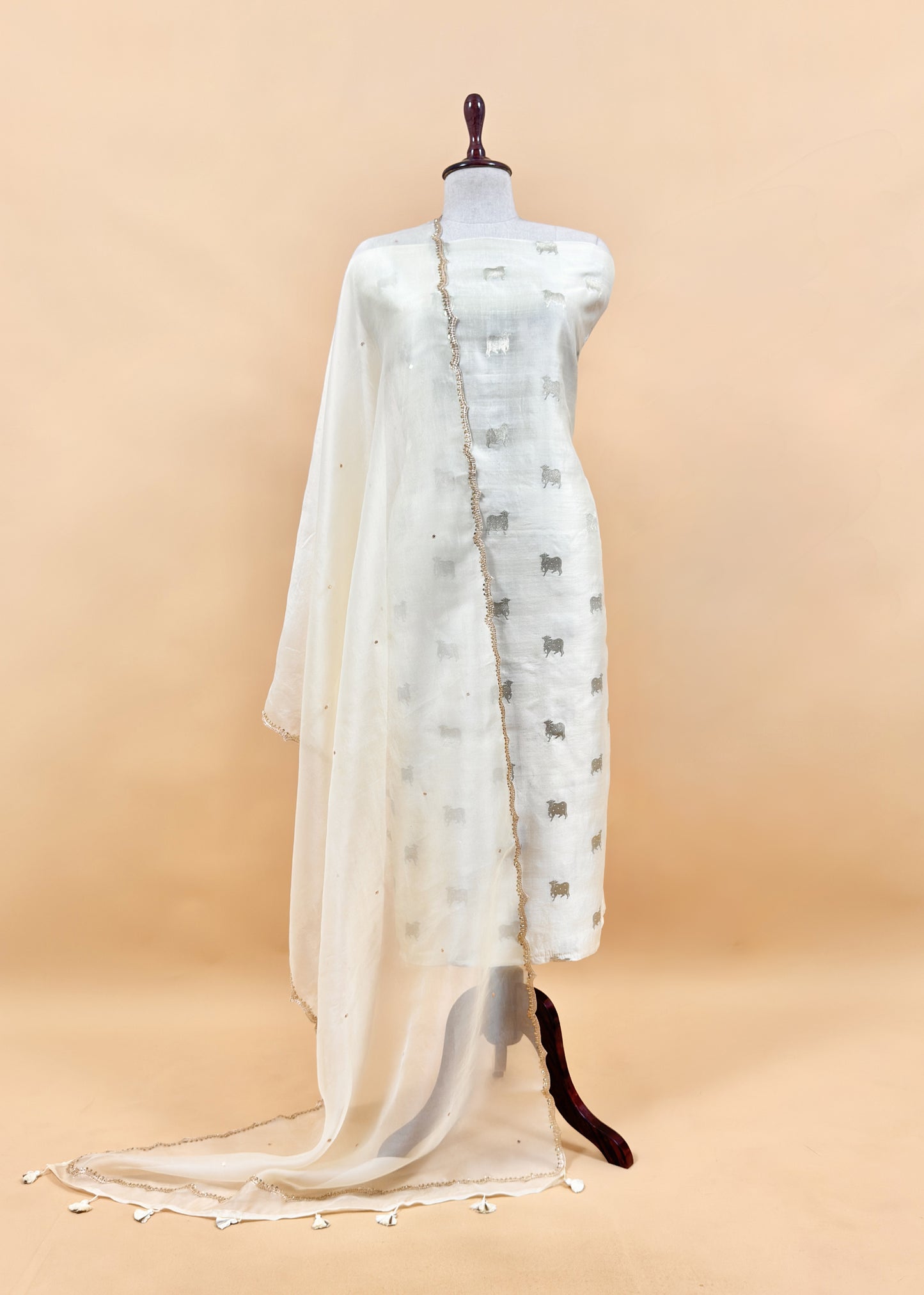 White Pure Chiniya Silk Kurta And Kora Silk Dupatta With Handwork