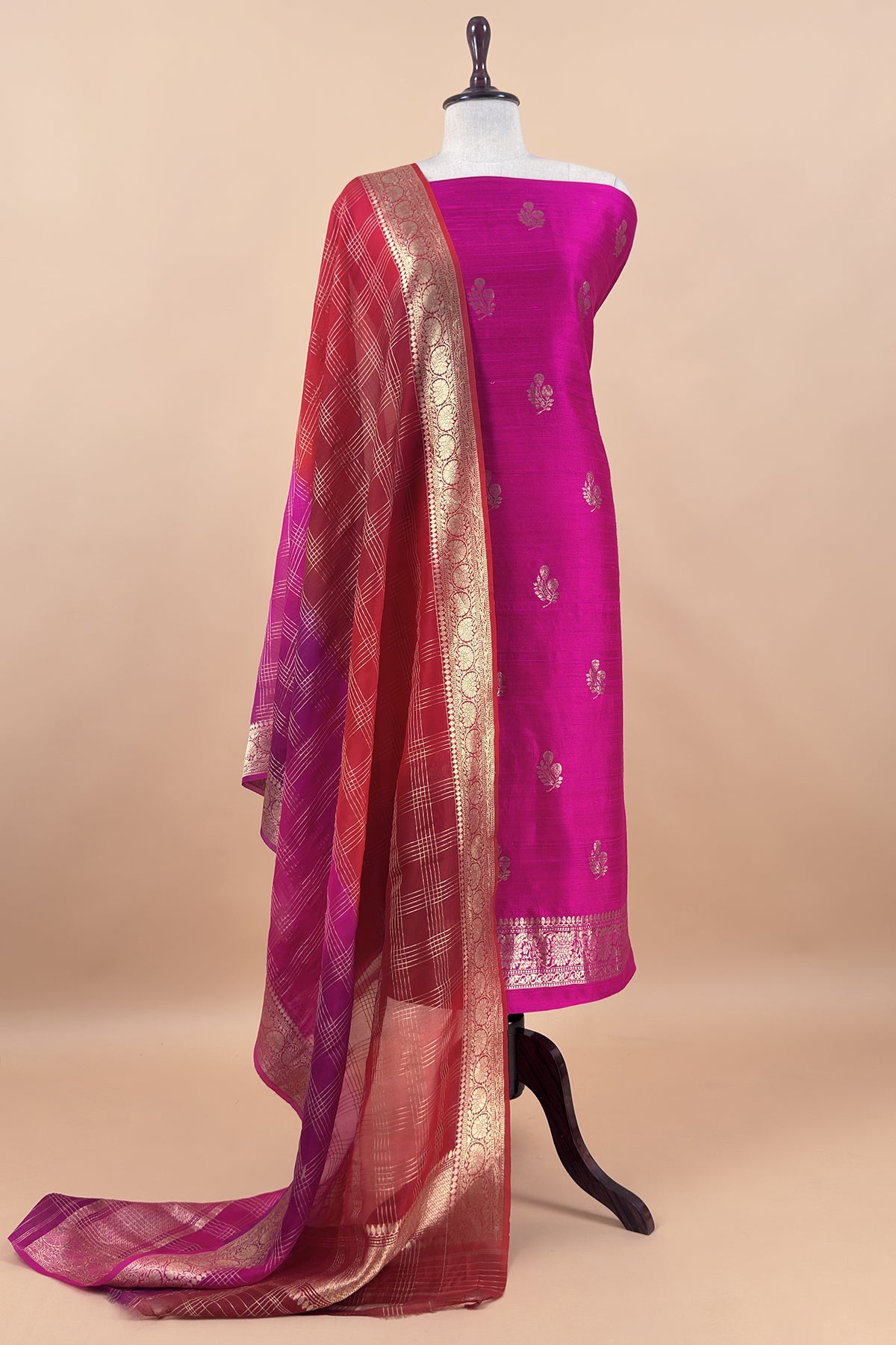 Pink Handloom Raw Silk Kurta And Kora Silk Dupatta With Meenkari Weaving