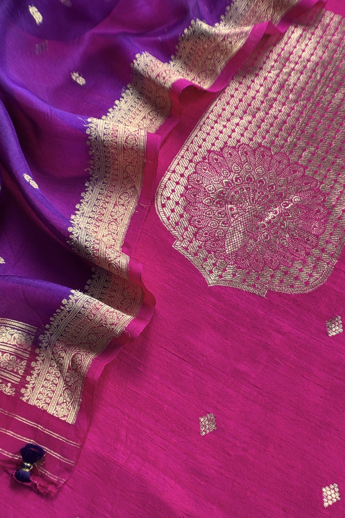 Pink Handloom Raw Silk Kurta And Kora Silk Dupatta With Kadwa Weaving