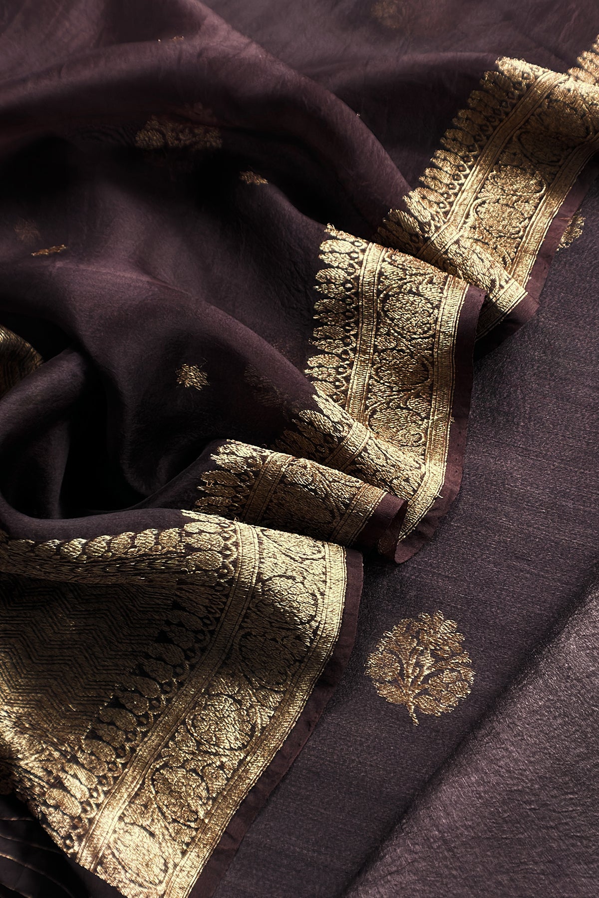Handloom Raw Silk Suit With Kora Silk Dupatta