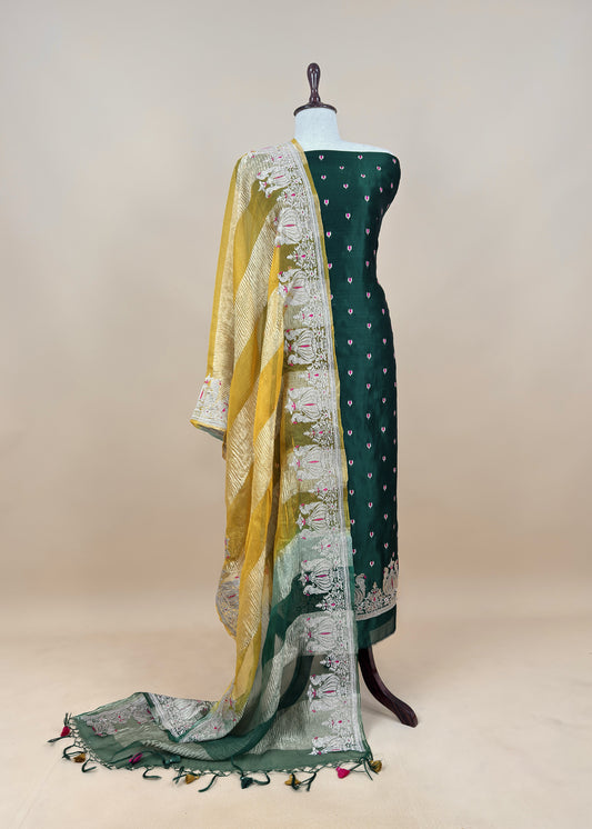 Bottle Green Tyohar luxe Mor Pure Kora Silk Kurta With Double Panel Crushed Tissue Dupatta