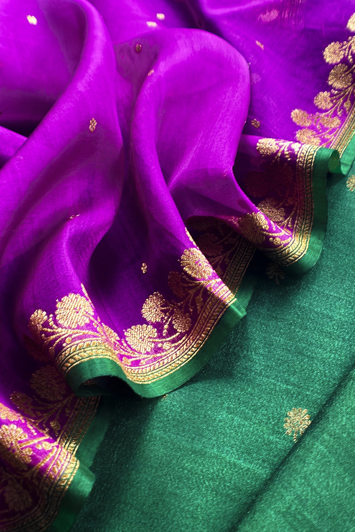Green Handloom Raw Silk Kurta And Kora Silk Dupatta With Kadwa Weaving
