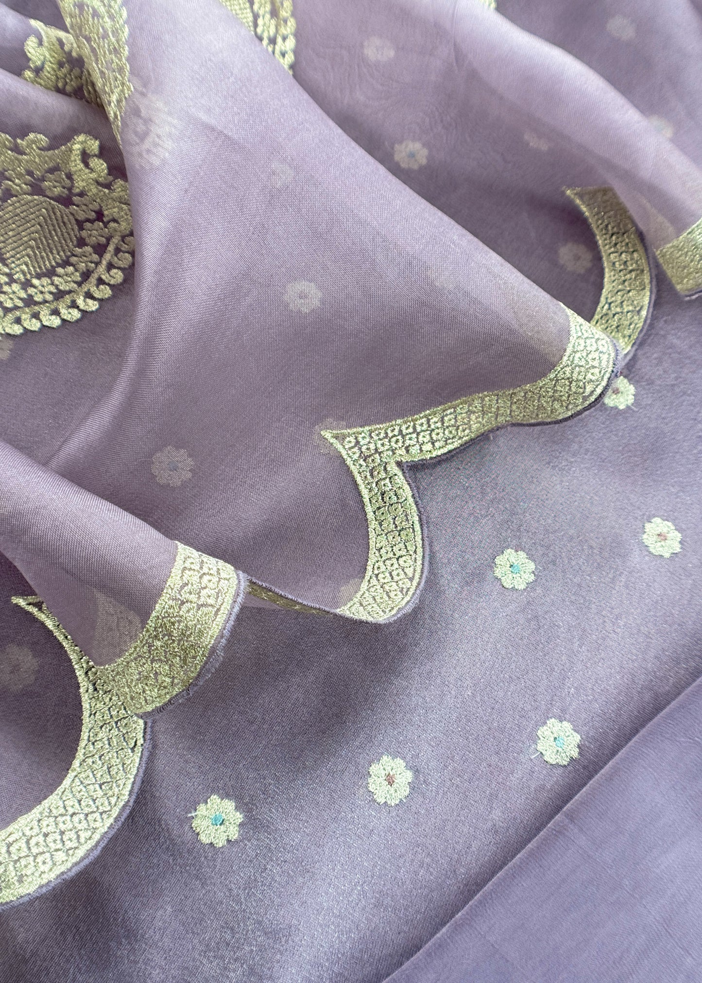 Luxe English Lavender Handloom Silk Suit With Kora Silk Dupatta Adorned With Gold Pitta Work And Resham Embroidery