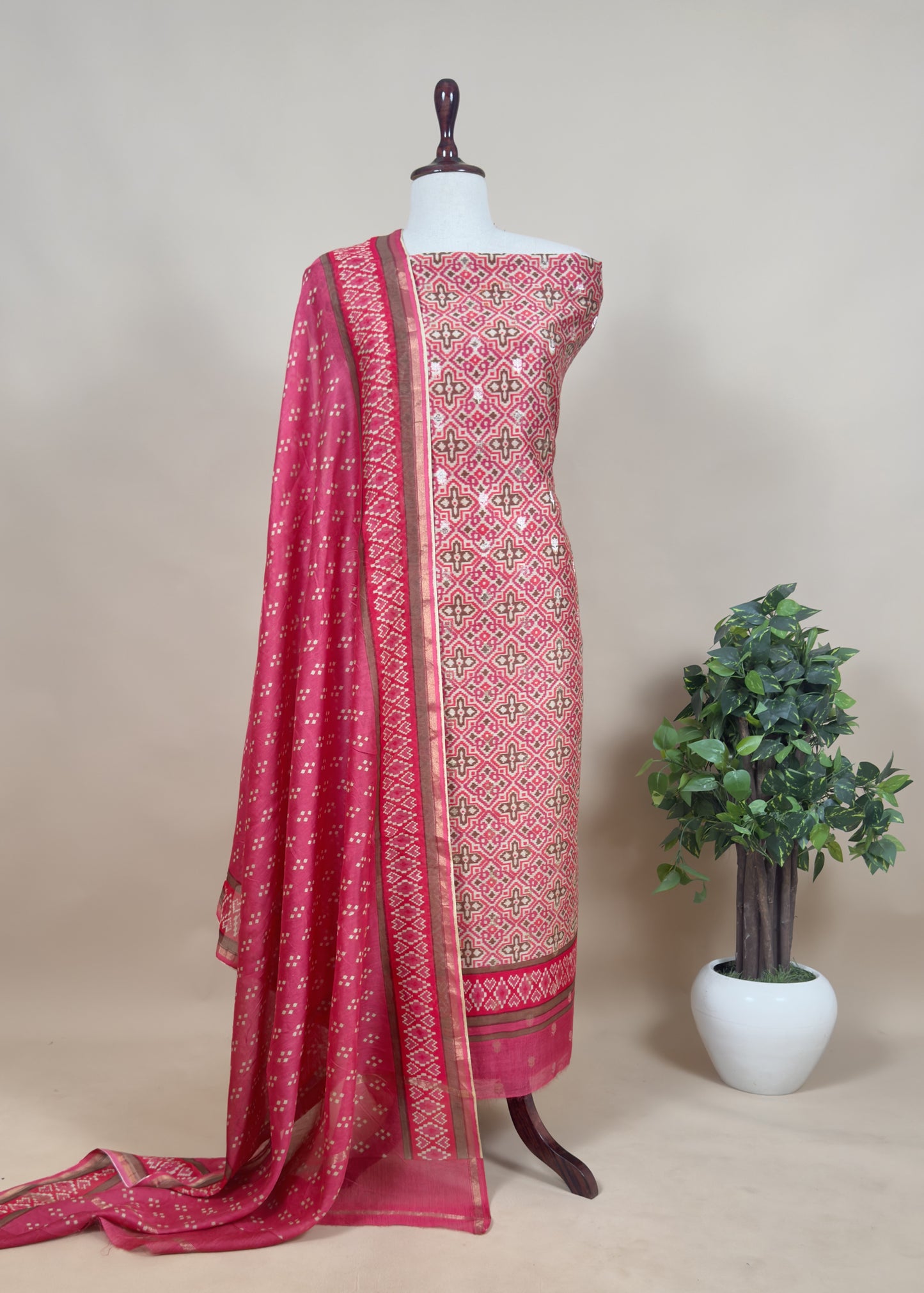 Buy unstitched maheshwari silk suit online in india

