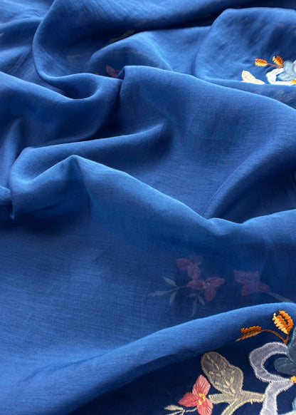 Luxury mulmul suit with french thread embroidery
