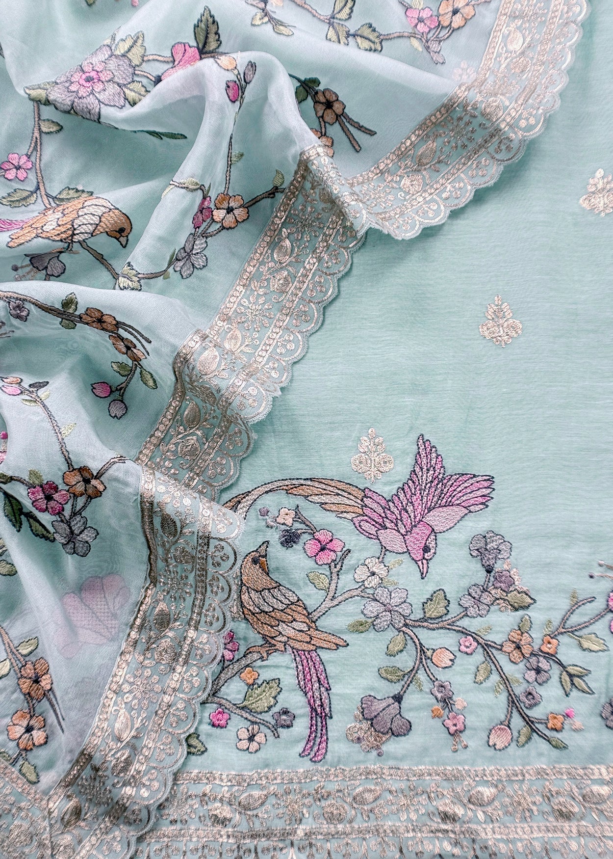 Handloom mulmul unstitched suit fabric

