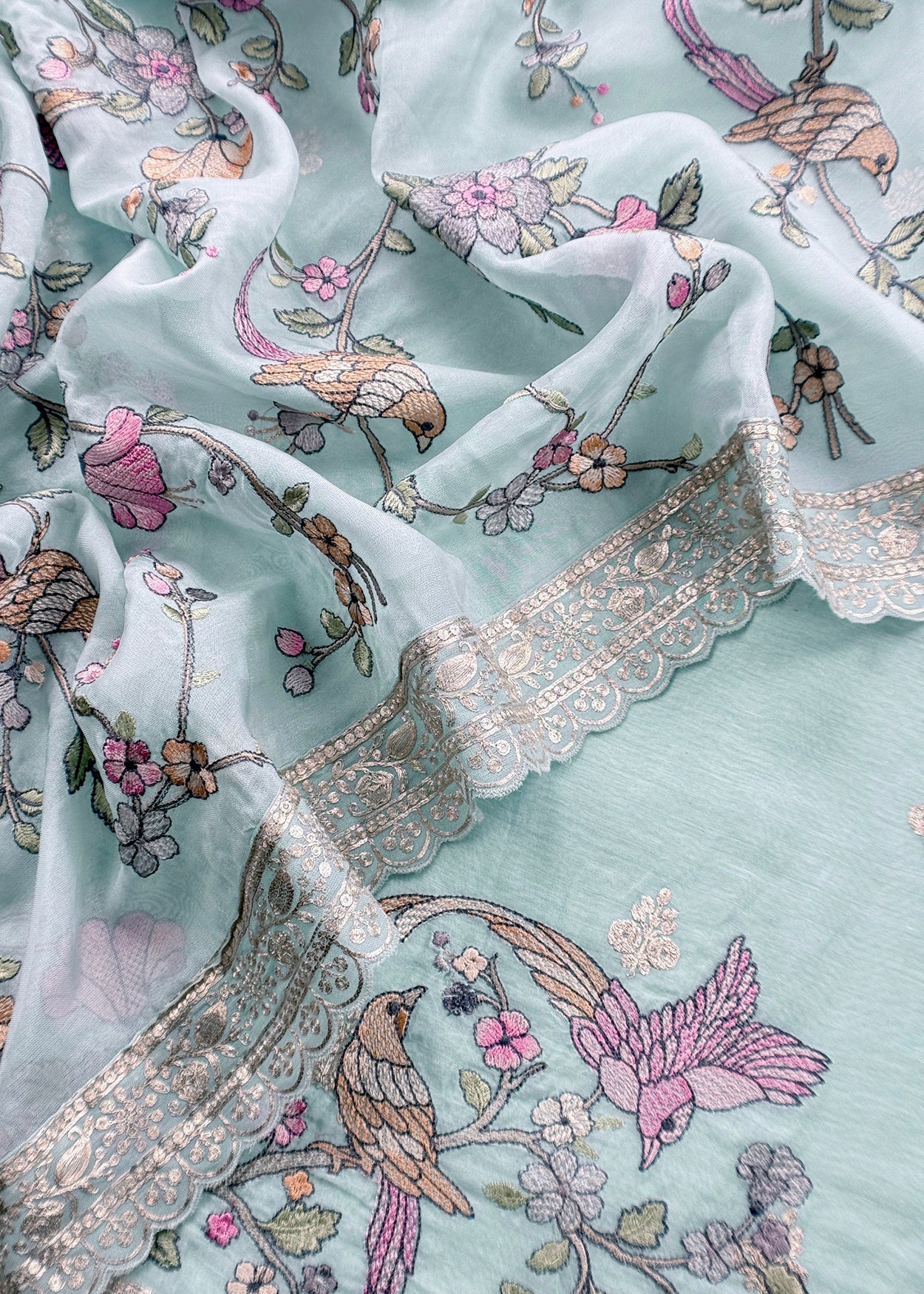 Mulmul unstitched suit gifting for women

