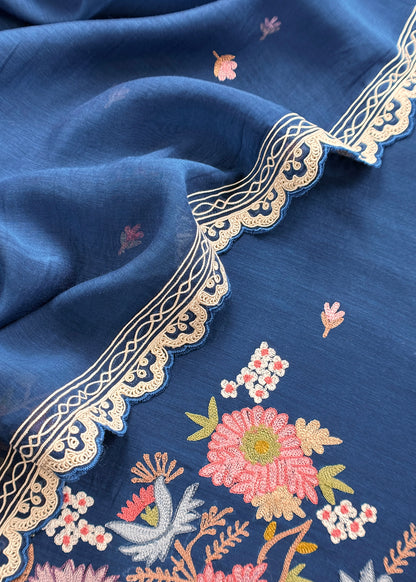 Mulmul suit set with flower embroidered

