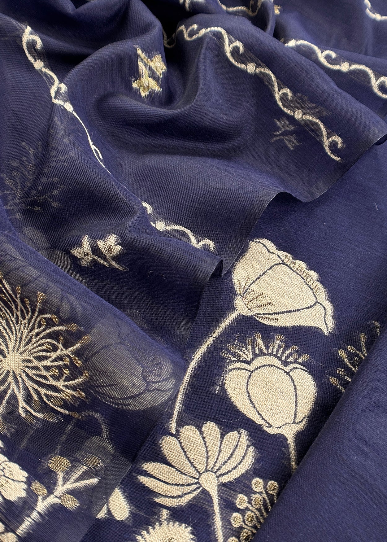 buy jamdani unstitched suit with dupatta

