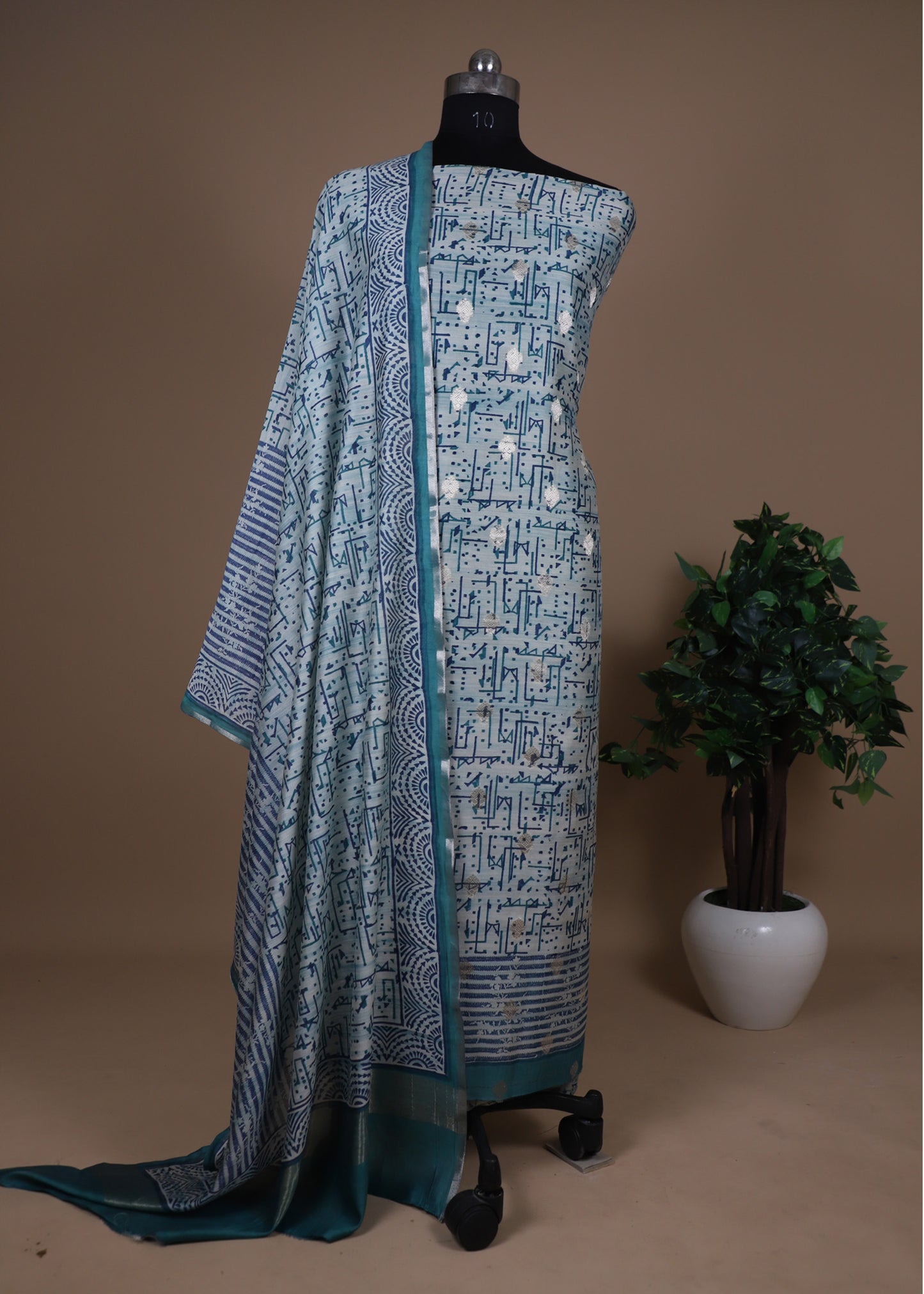 Blue grey Handblock Maheshwari Silk With Zari Weaving