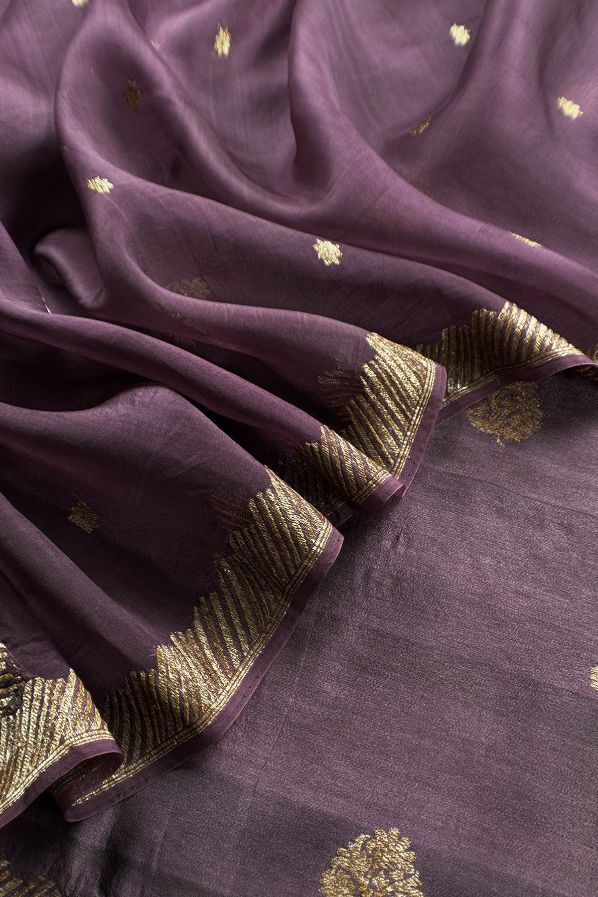 Dark Purple Handloom Raw Silk Kurta And Kora Silk Dupatta With Gold Kadwa Weaving