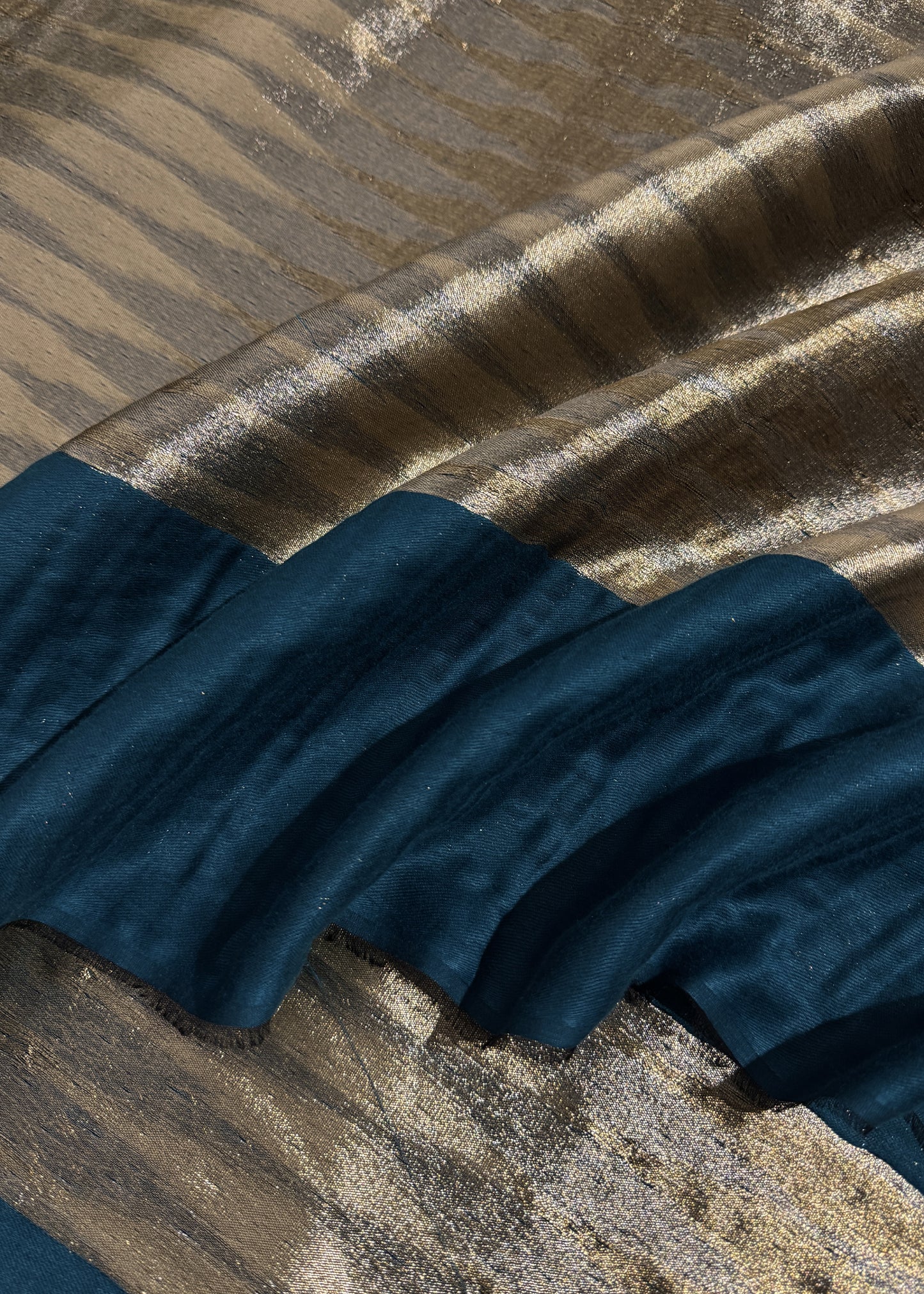 Pure wool double gold shaded stole