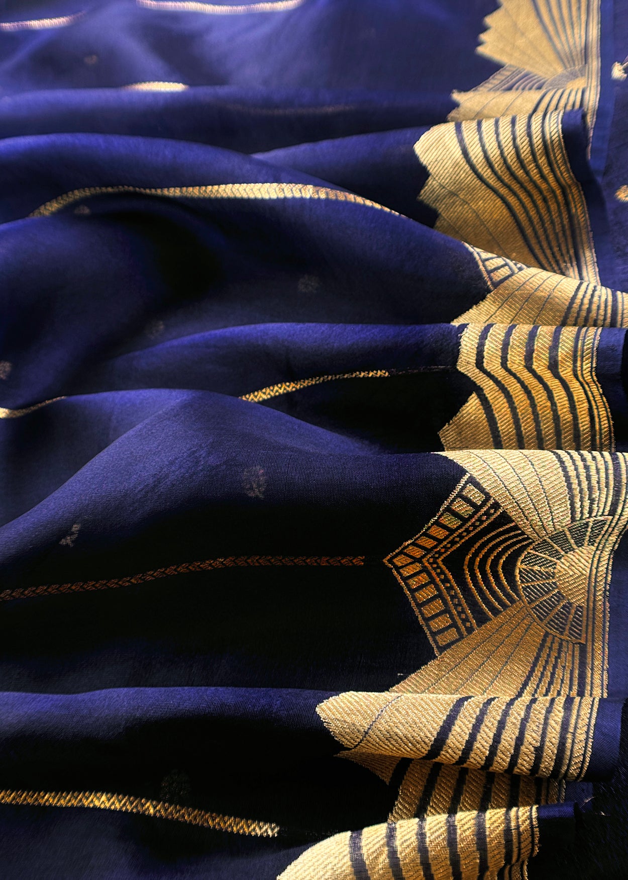 Deep Violet Handloom Raw Silk Suit With Kora Silk Dupatta