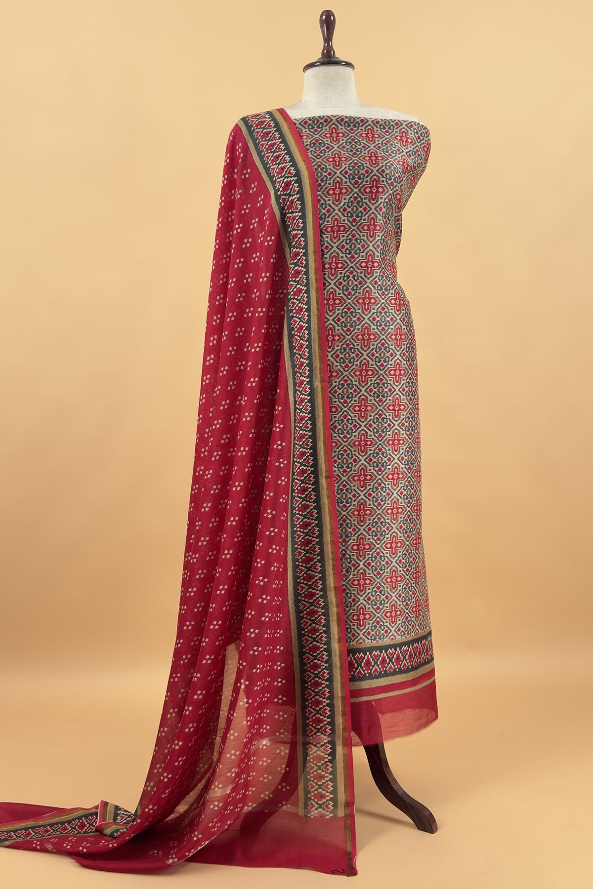 Red Handloom Patola Suit In Maheshwari Silk With Bandhani Dupatta