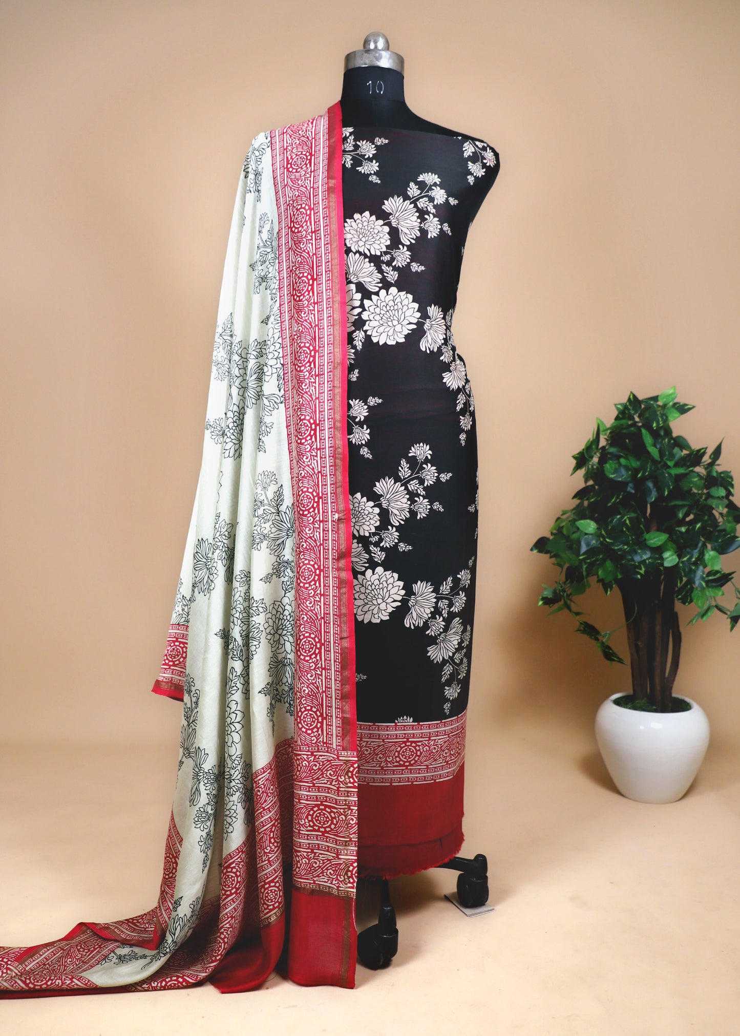 Red Floral Block Print Maheshwari Silk Unstitched Suit