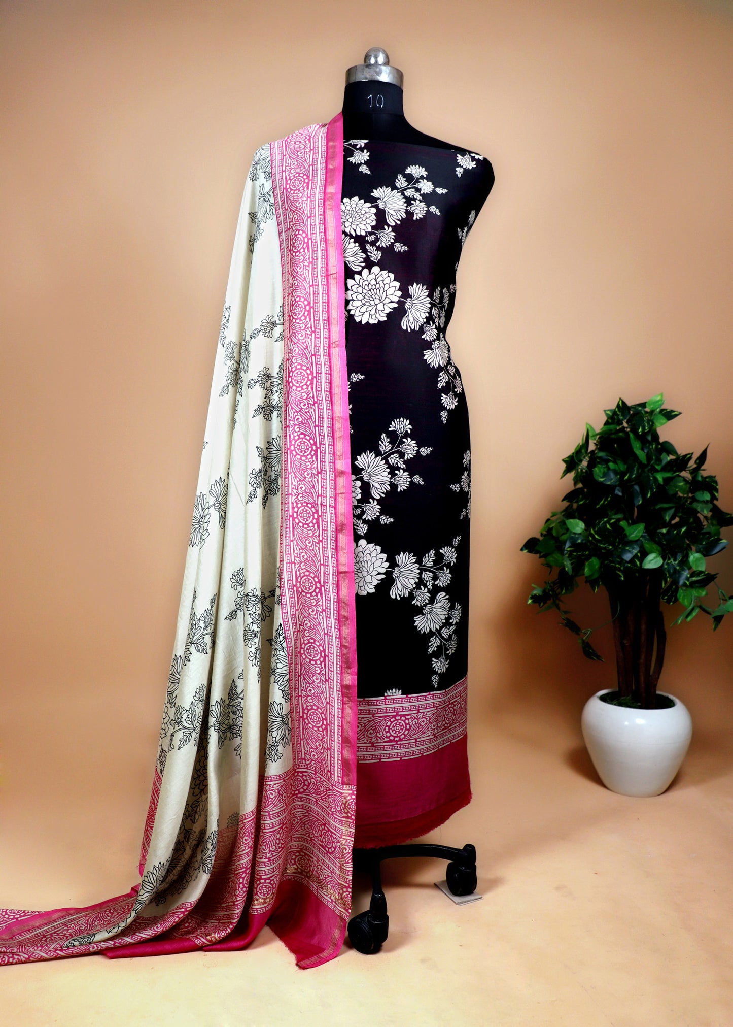 Pink Floral Block Print Maheshwari Silk Unstitched Suit