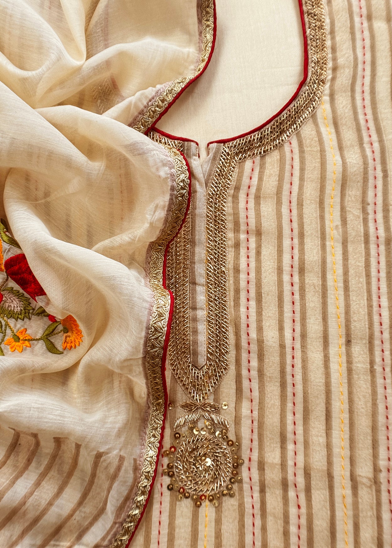 mulmul unstitched suit with dupatta

