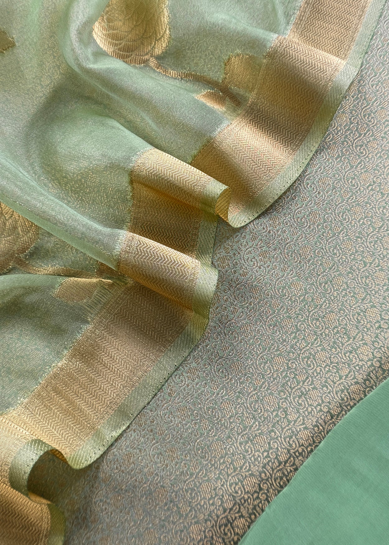 Brocade woven suit set with tissue silk dupatta

