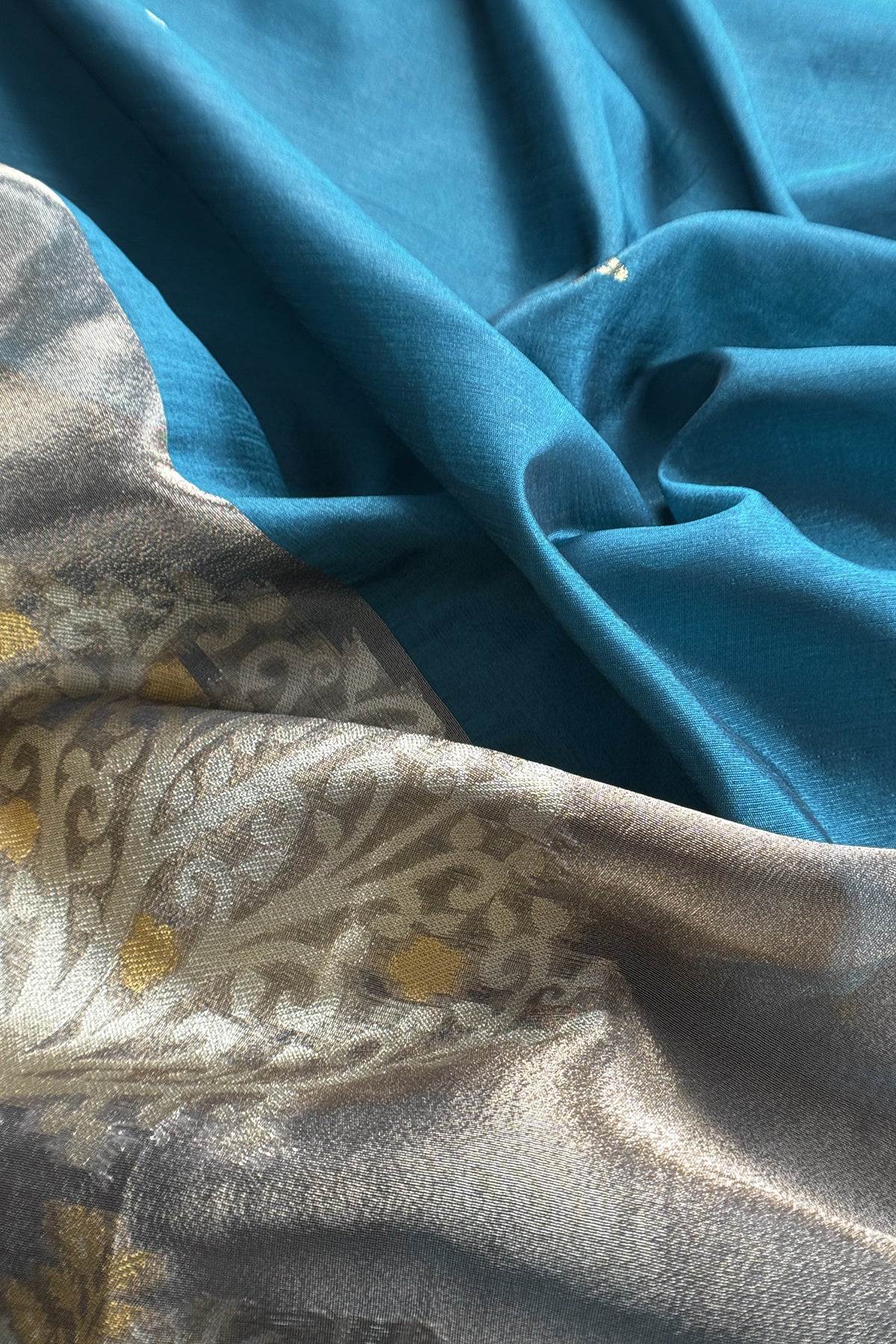 festive Wear Silk Jamdabi Suit at The Best Price

