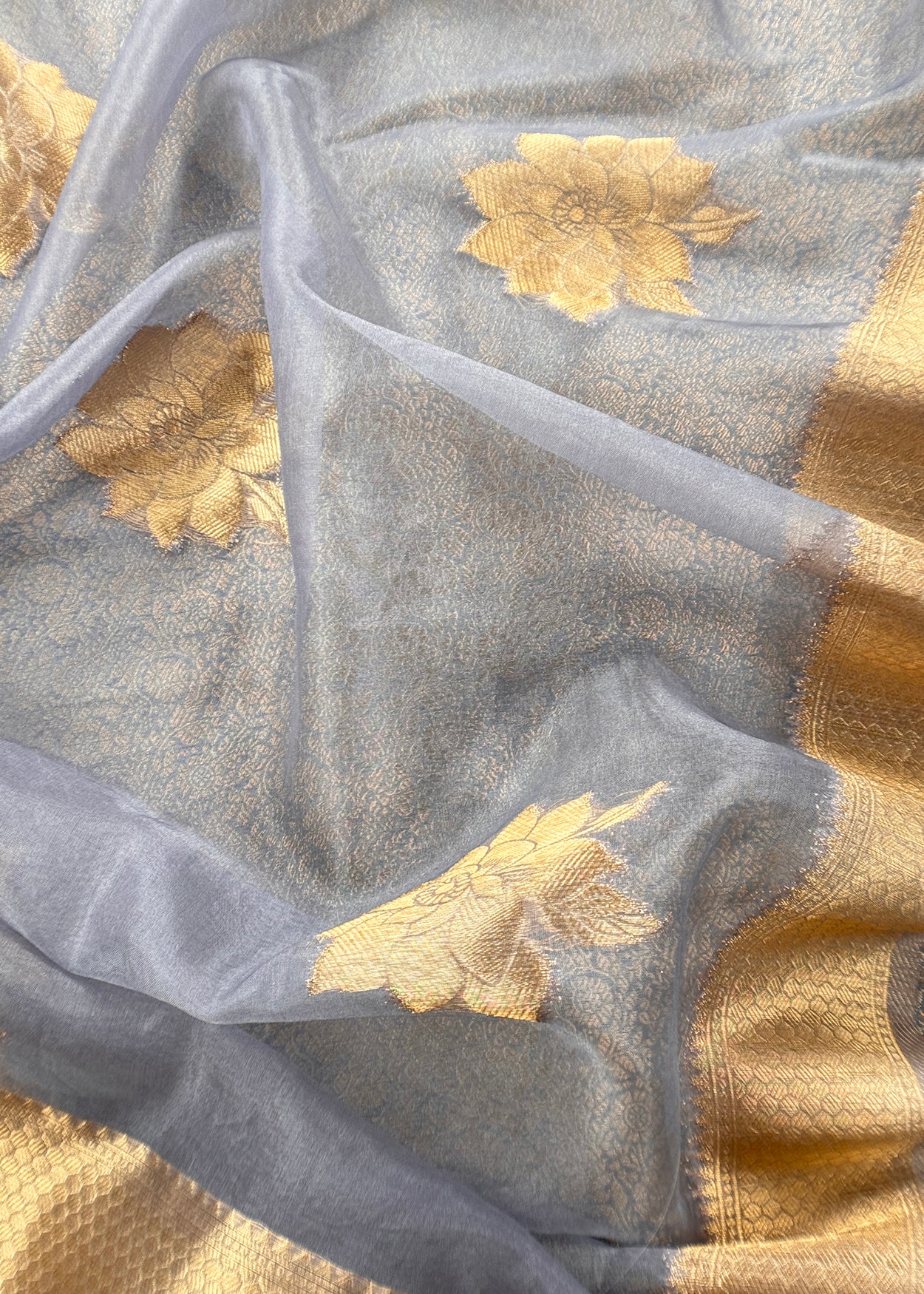 brocade suit set online

