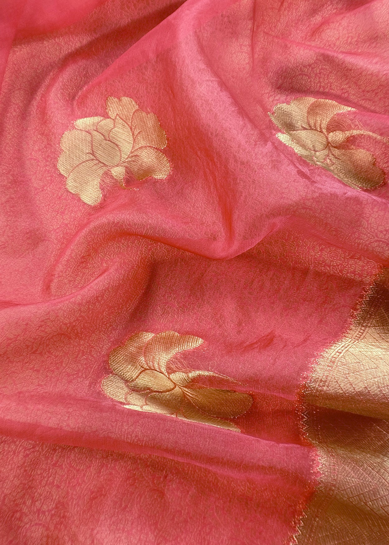 brocade suit set online


