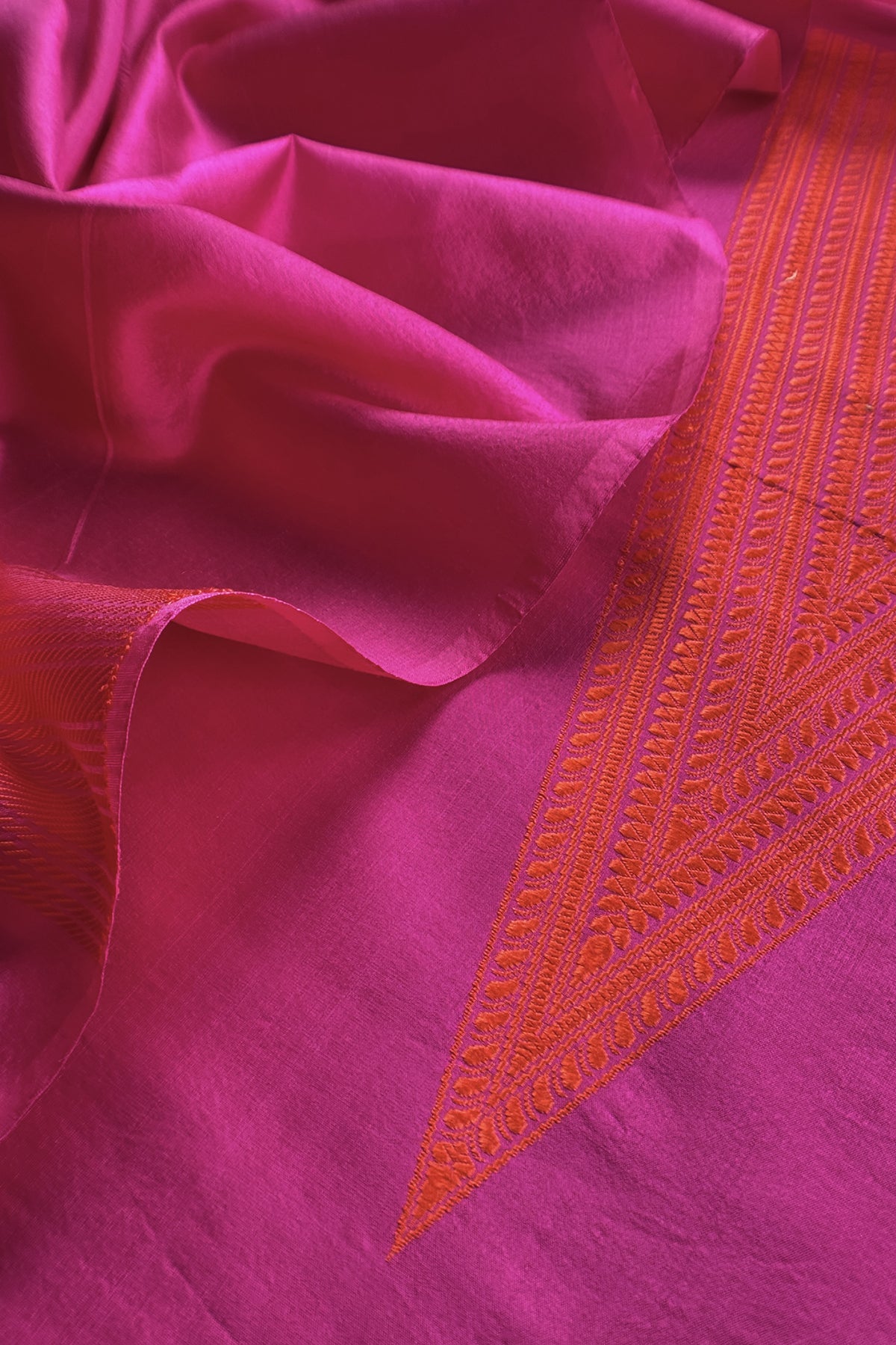 Rani Pink Handloom Zari Weaving Silk Suit With Kora Dupatta
