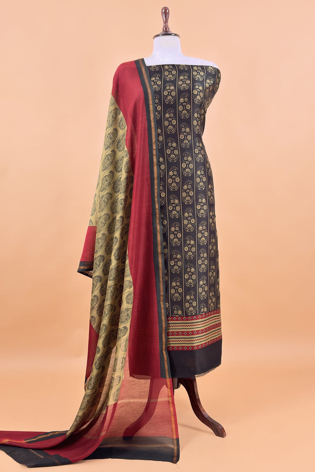 Black Maheshwari Silk Suit With Paisley Dupatta