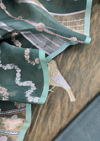 Luxe Gold Chidiya Green Handloom Tissue Silk Kurta And Kora Silk Dupatta With Kadwa Weaving