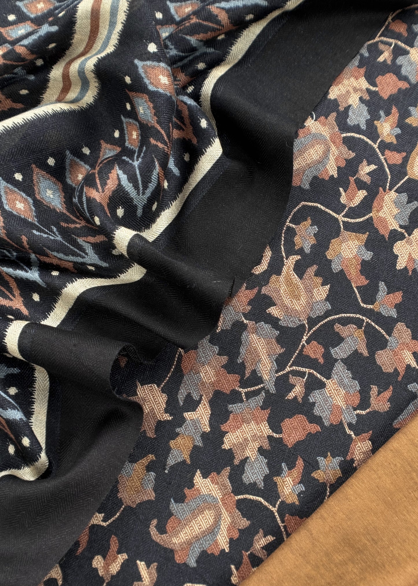 Black Pure Pashmina Unstitched Dupatta-Suit With Kani Print