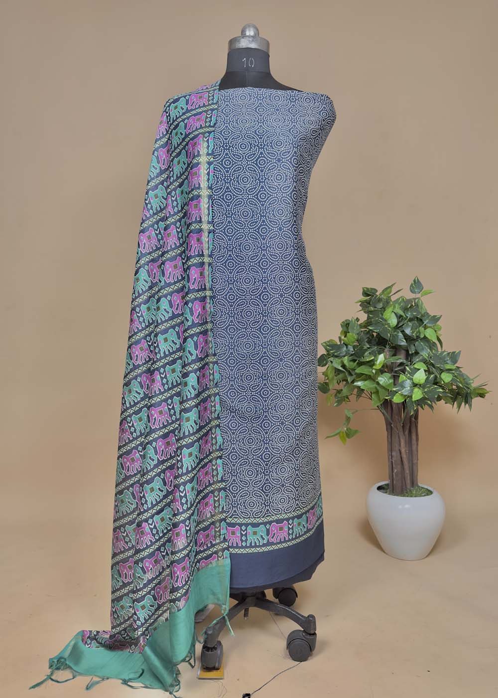 Handwoven Maheshwari Silk Suit with Dupatta