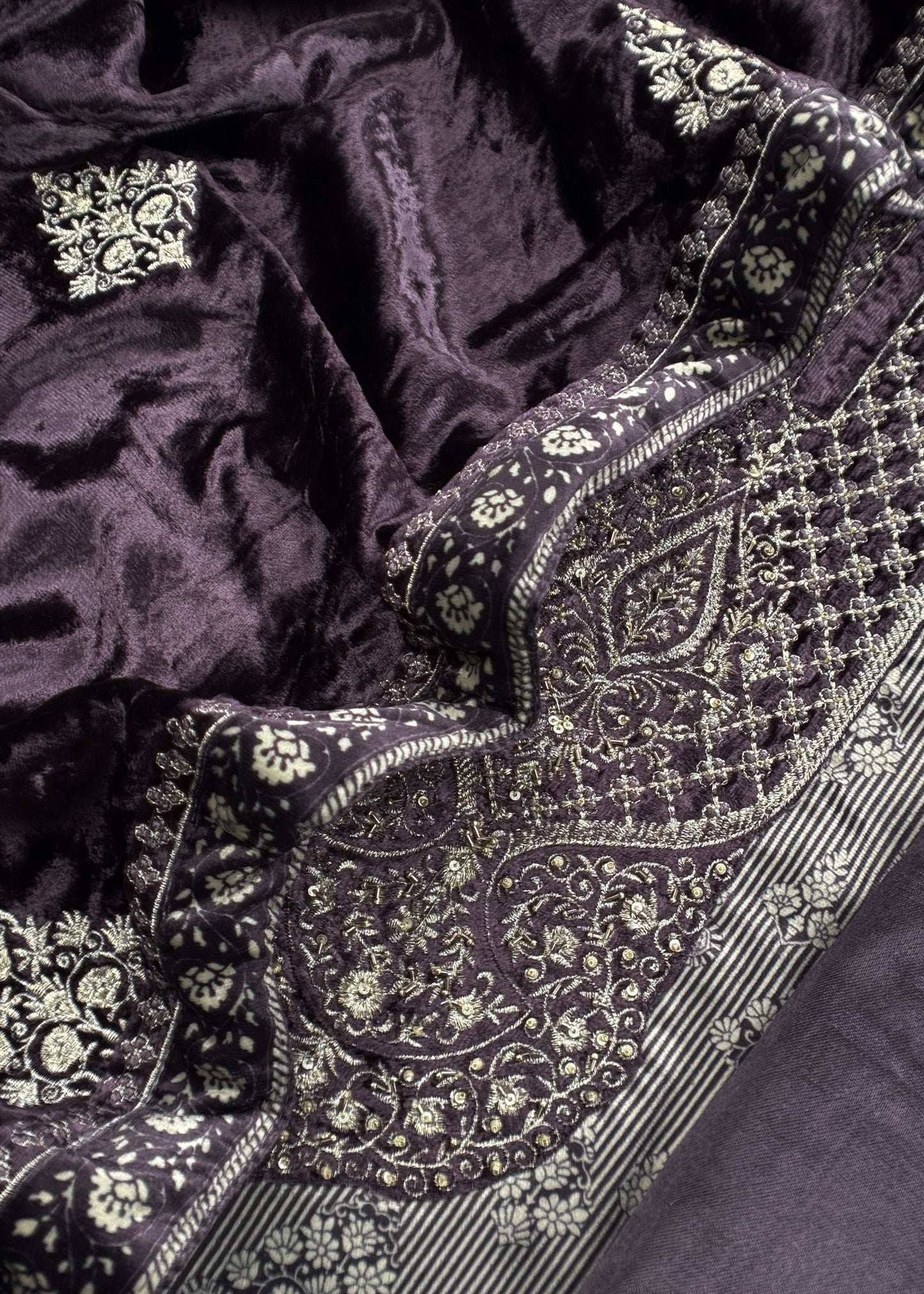 Affair Purple Velvet Silk Suit With Velvet Dupatta
