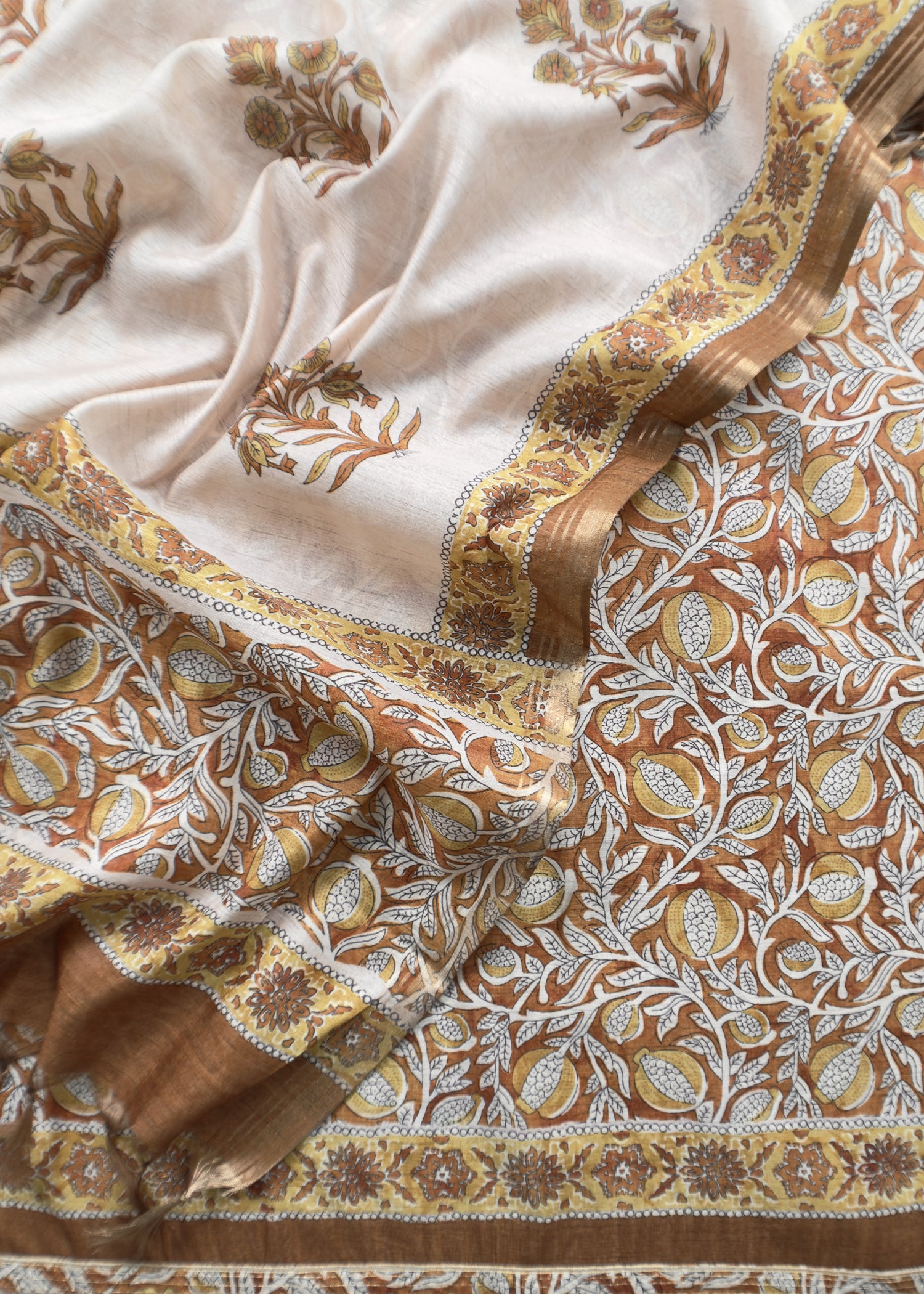 Summer wear chanderi suit for your formal wear

