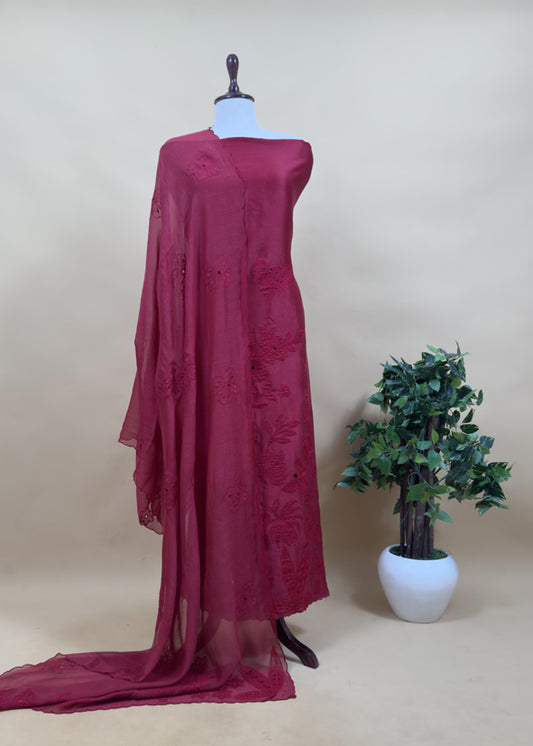 karwa chauth red suit