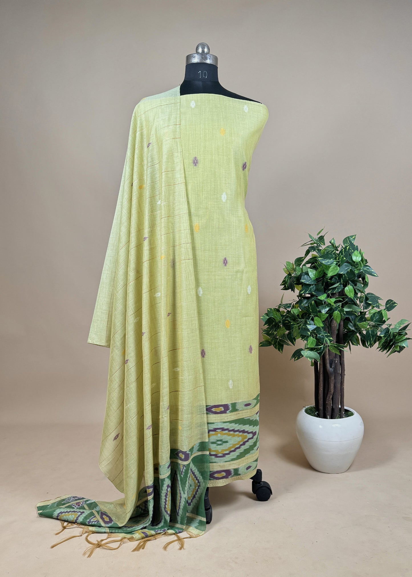 Pastel Green Jamdani Unstitched Suit In Handloom Maheshwari