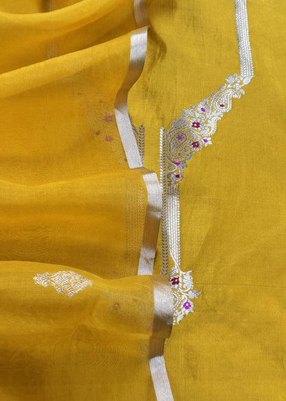 Sunflower Yellow Handloom Silk Kurta And Kora Silk Dupatta With Kadwa Weaving