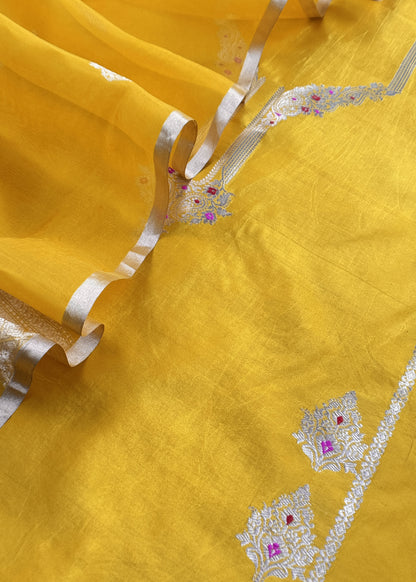 Sunflower Yellow Handloom Silk Kurta And Kora Silk Dupatta With Kadwa Weaving