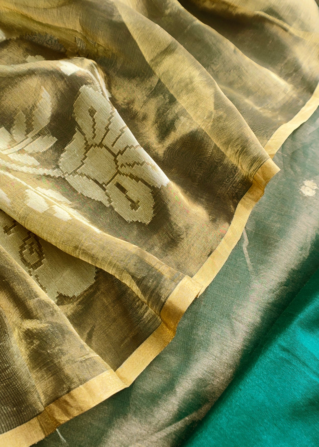 Olive Green Handloom Tissue Silk Suit With Kadwa Weaves