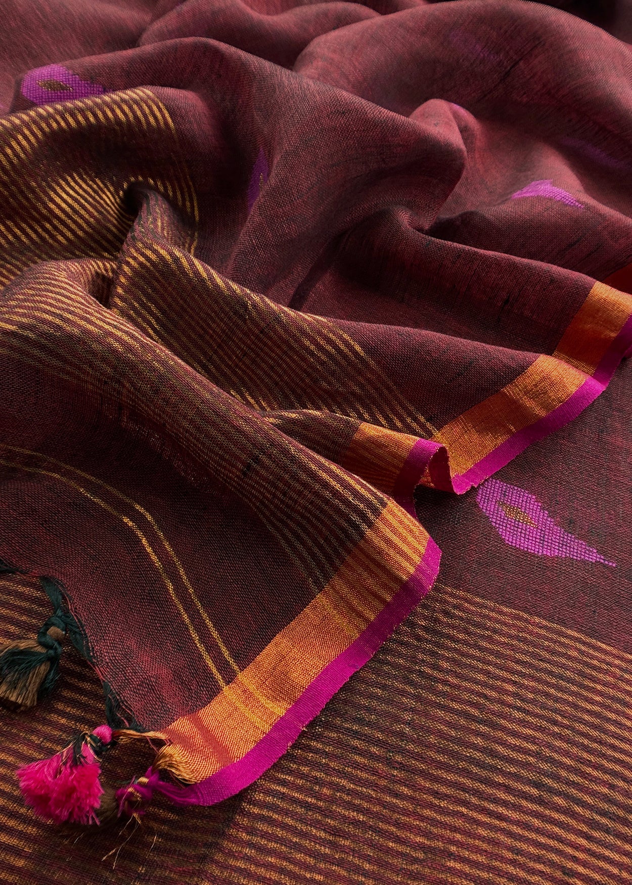 linen unstitched suit set at the best price

