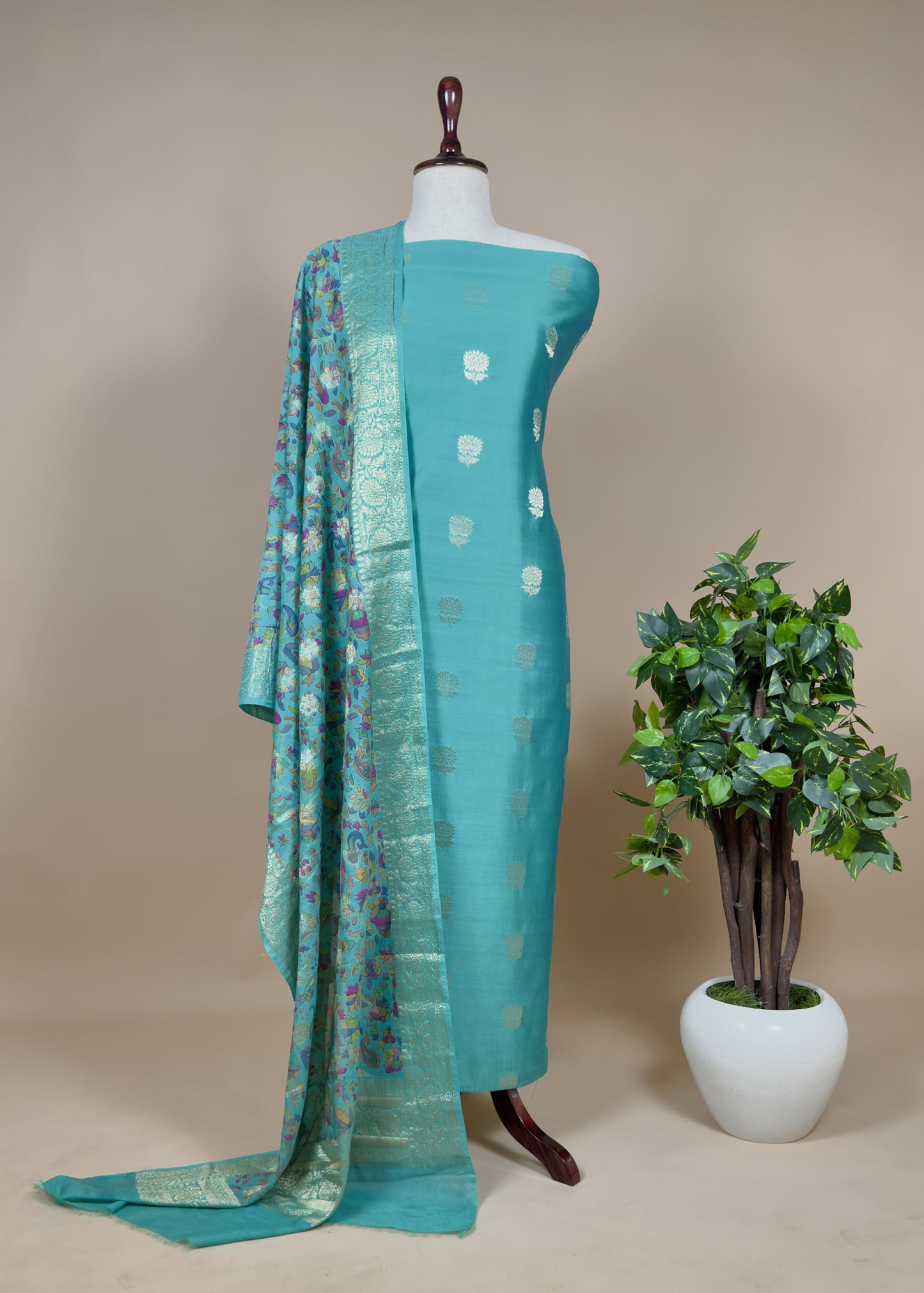 Banarasi Suit With Kalamkari Dupatta