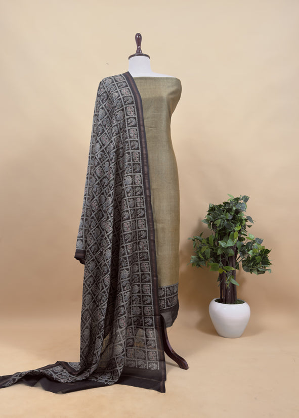 Green Pure Maheshwari Silk Unstitched Suit Fabric With Shikagarh Print