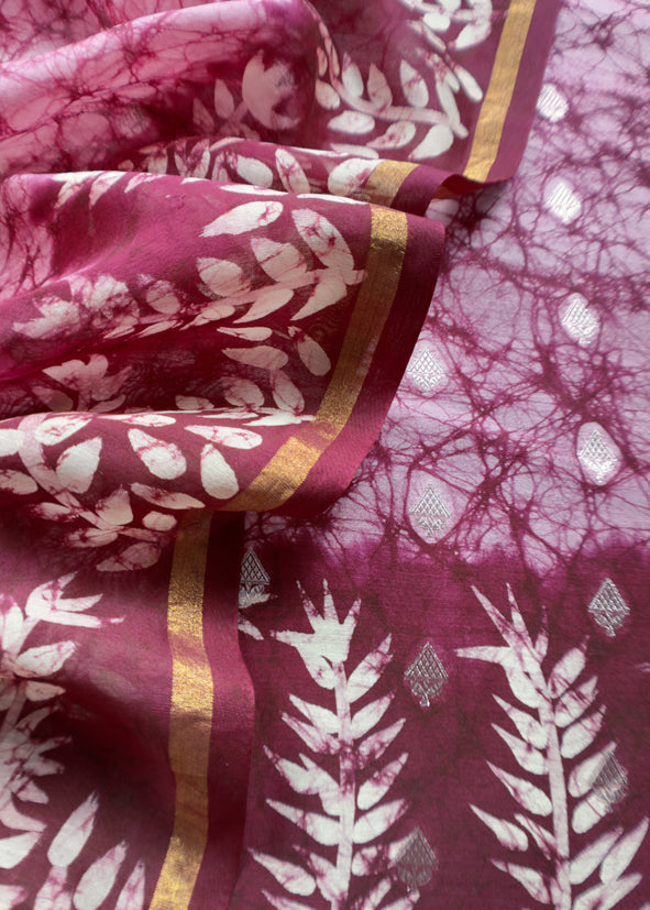 Abstact Print Maheshwari Silk Suit With Gold  Zari weaving