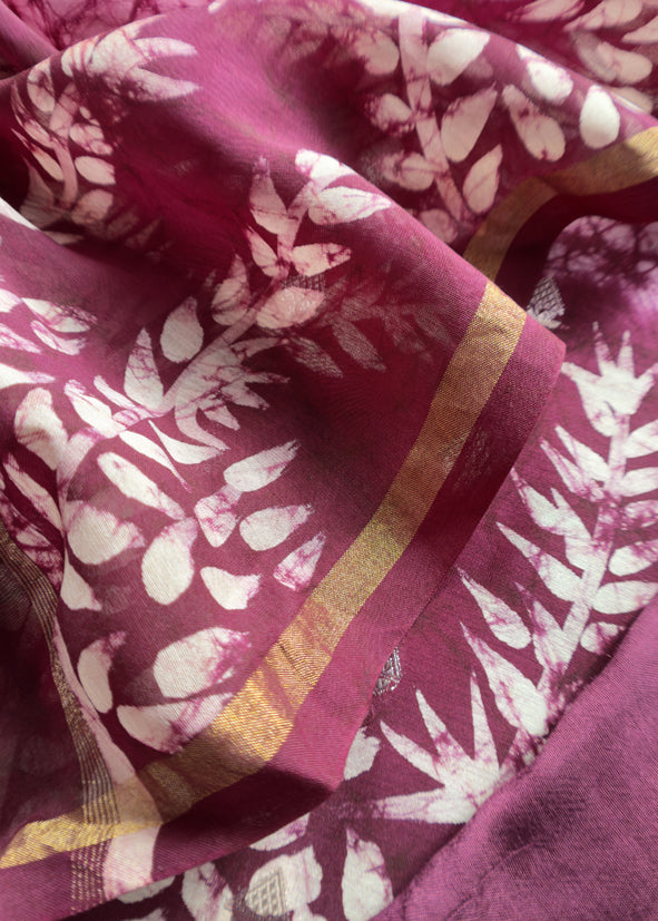 Abstact Print Maheshwari Silk Suit With Gold  Zari weaving