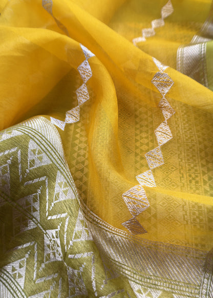 Green Handloom Banarasi Silk Kurta and Kora silk dupatta with Kadwa weaving
